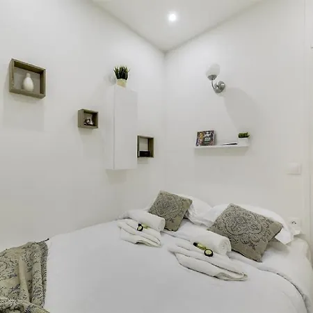 Apartment Pantheon - Lovely Flat